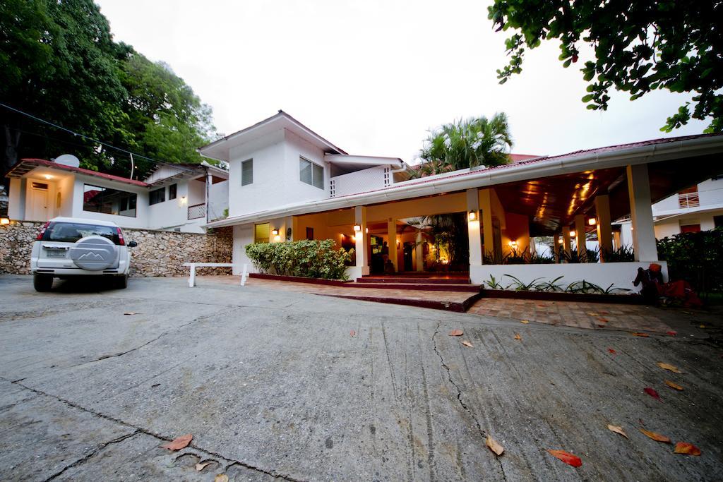 Hotel Mont Joli Cap-Haïtien Exterior foto